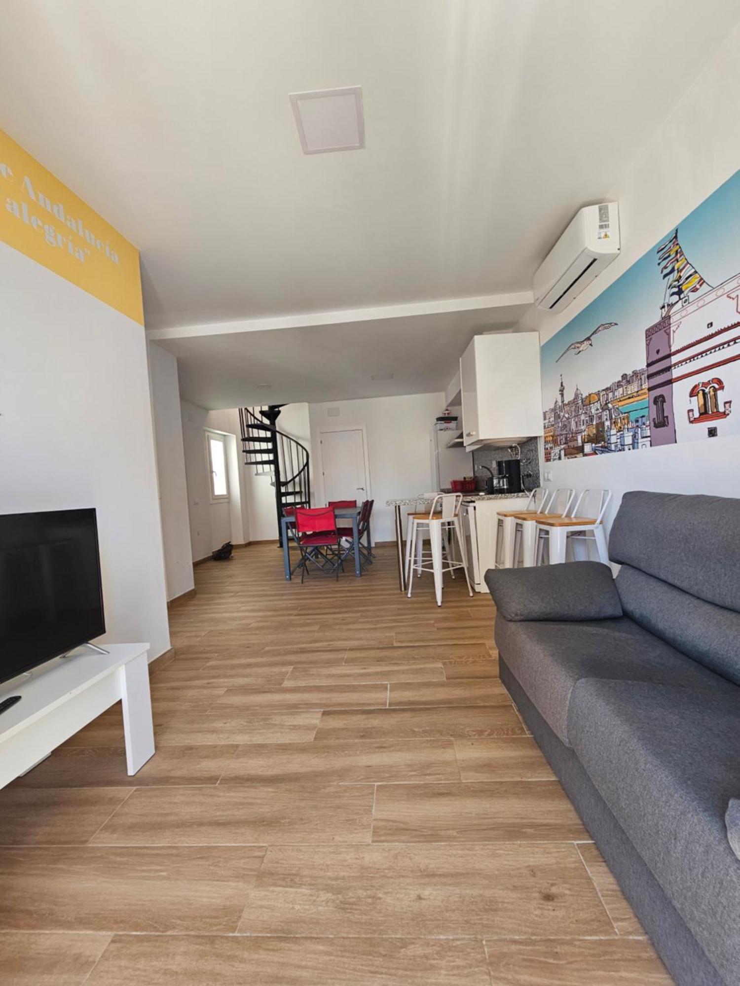 Apartamentos Plaza Santo Domingo กาดิซ ภายนอก รูปภาพ