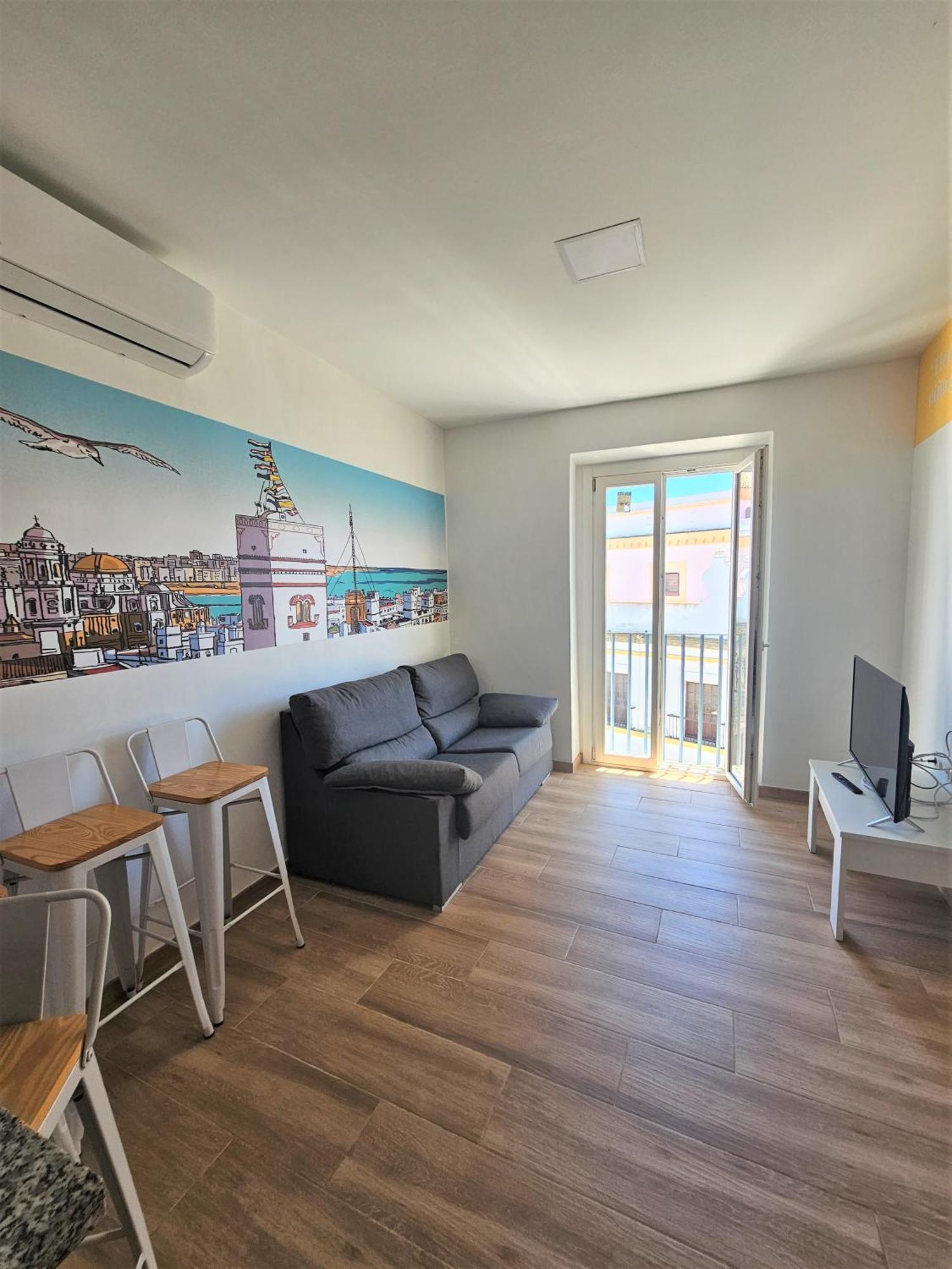 Apartamentos Plaza Santo Domingo กาดิซ ภายนอก รูปภาพ